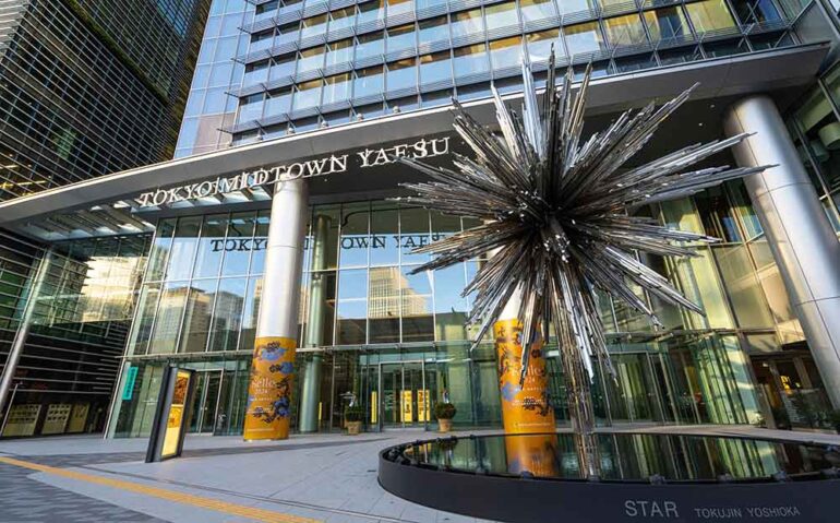 Daikin тестирует уличные кондиционеры против летней жары в Токио